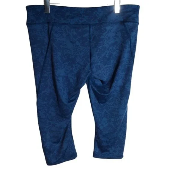 The North Face Women's Blue Printed Activewear Leggings - Size XL - Picture 2 of 4